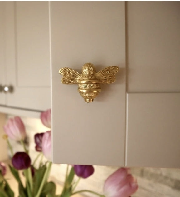 Brass Bee Knob