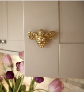 Brass Bee Knob