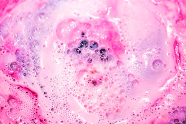 Collagen Kiss Anti-Ageing Aromatherapy Bath Bomb