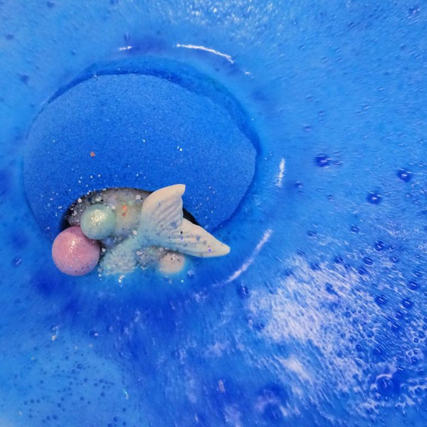 Enchanted Shores Deluxe Bath Bomb